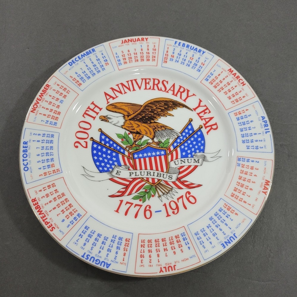 Spencer Gifts 1975 Bicentennial Commemorative Plate USA Red White Blue Eagle 200